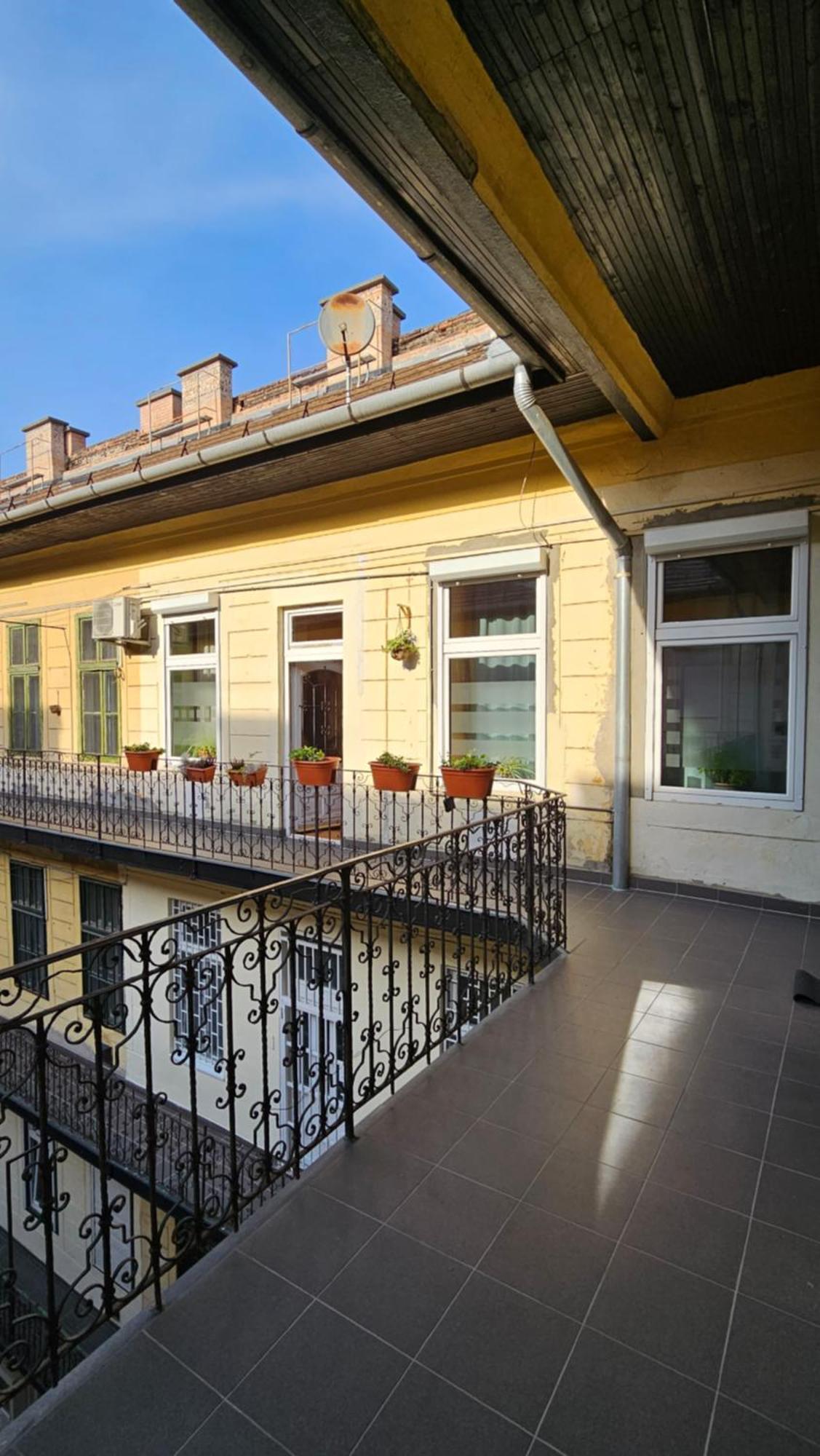Appartamento Citypark Getaway Quiet Historic Flat & Free Parking Budapest